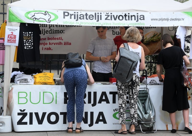 Prijatelji životinja upozoravaju na ilegalnu prodaju i zlostavljanje životinja na tržnicama