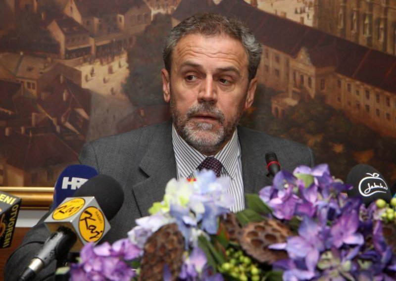 Zagreb mayor says will run in parliamentary election