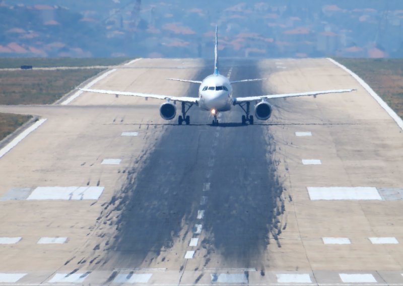 Splitska zračna luka već potukla sve rekorde, a najveća navala turista tek dolazi