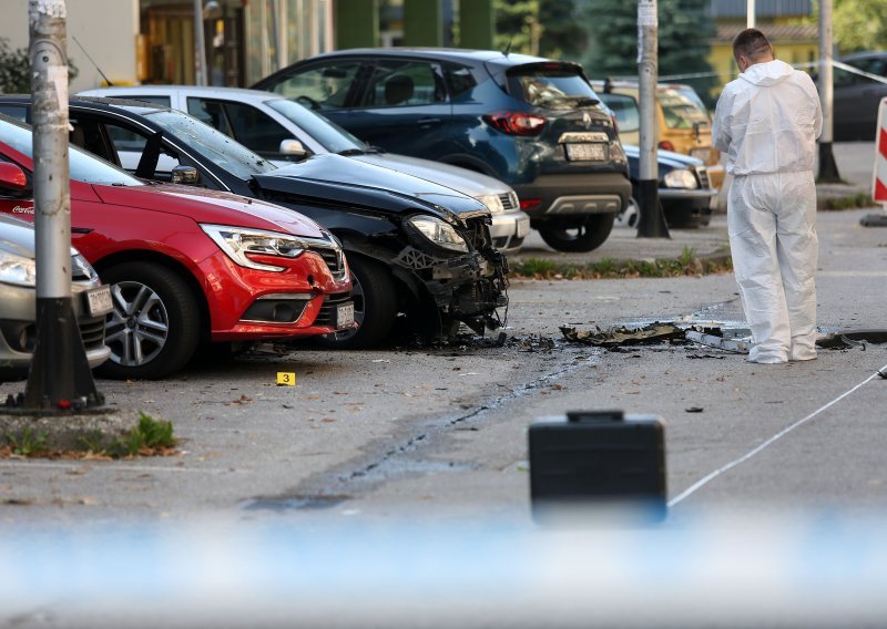 Automobil raznesen bombom u Dugavama u vlasništvu je policajca elitnoga odjela MUP-a