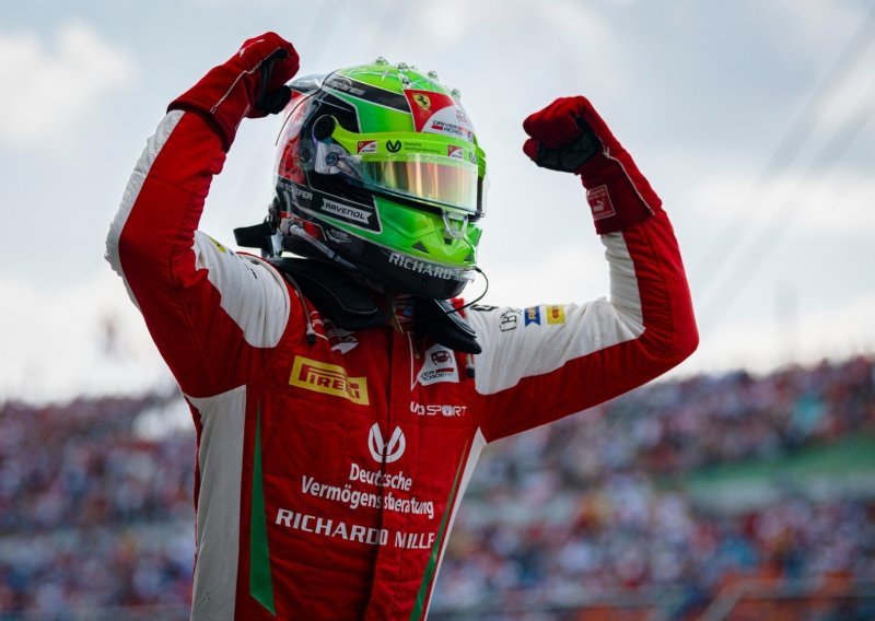Schumacher oduševljen nakon pobjede na Hungaroringu: Bez Ferrarija to ne bi bilo moguće…