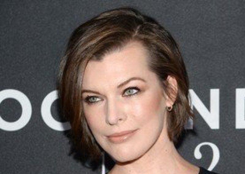 Milla Jovovich otkrila je da je treći put trudna: 'Cijela obitelj i ja bili smo na iglama'