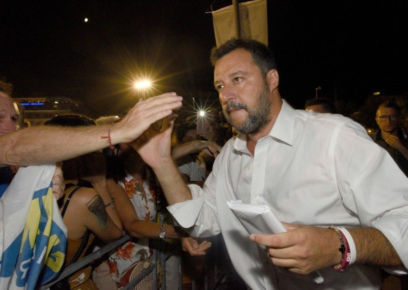 Italija usred Ferragosta pred raspadom vlade. Evo što stoji iza nove političke krize i može li Salvini postati premijer