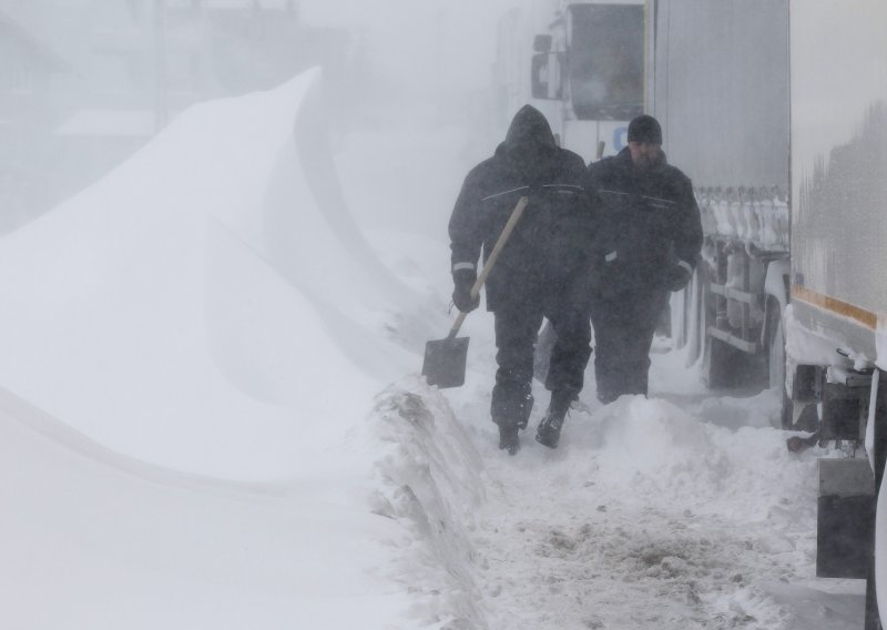 Jaki snijeg paralizirao jug Rumunjske