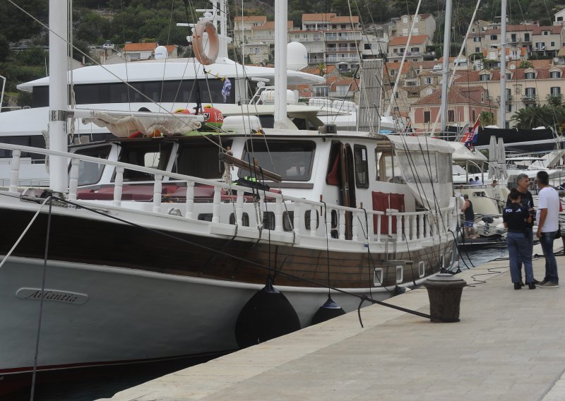 Agregat na Atlantiji ugrađen samovoljno, bez suglasnosti Hrvatskog registra brodova