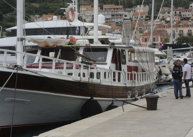 Uhićeni vlasnik i kapetan broda Atlantia, sumnjiče se da su napravili nevjerojatnu stvar