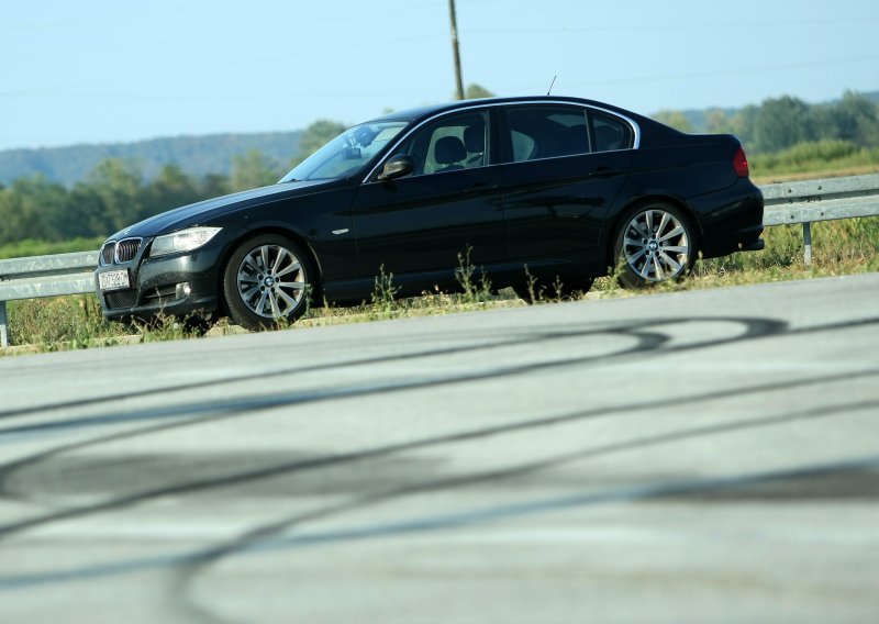 Švicarac vozio autocestom kroz Srbiju brže od 250 kilometara na sat