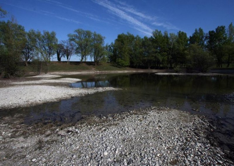 Suše, poplave, tuče i požari Hrvatskoj su odnijeli milijarde kuna