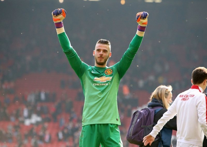 Tko će prije popustiti, Van Gaal ili De Gea?