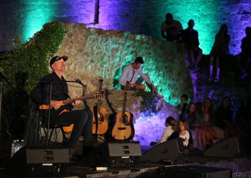 [FOTO/VIDEO] Nastupom Vlatka Stefanovskog otvoren Baška International Guitar Festival