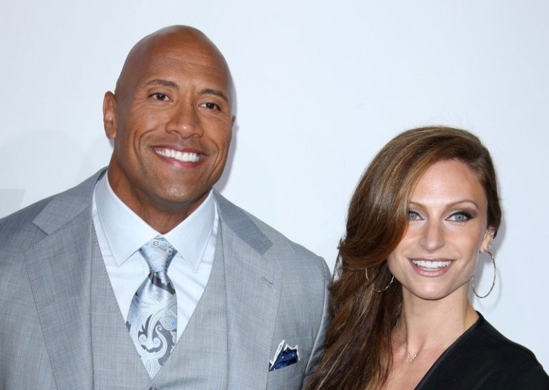 Dwayne 'The Rock' Johnson nakon 12 godina veze stao pred oltar