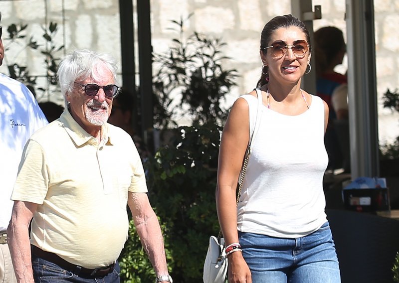 Nakon Dubrovnika Bernie Ecclestone sa suprugom i društvom stigao u Šibenik