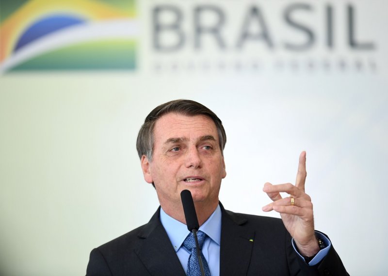 Bolsonaro traži da Macron povuče svoje uvredljive riječi