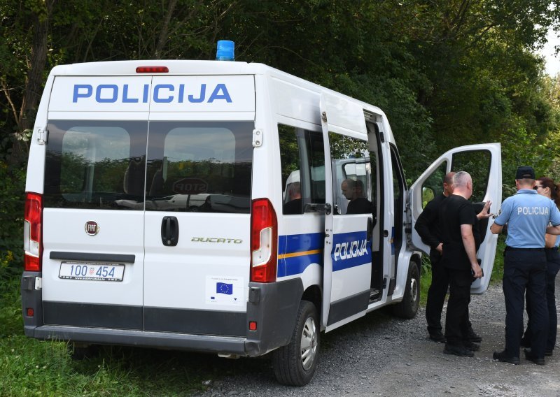 Iz Srbije prozvali hrvatsku policiju da je mučila 16-godišnjeg migranta strujom. MUP odgovara: Ne znamo za takav slučaj
