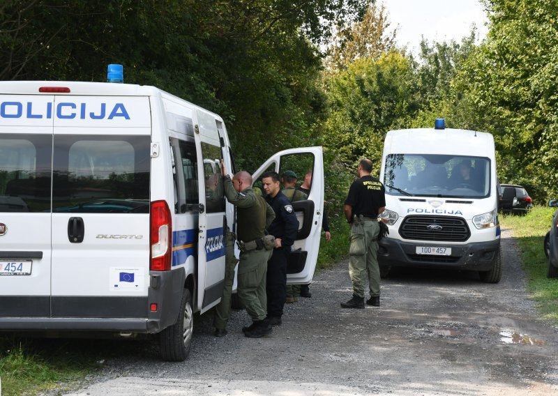 Utvrđen identitet krijumčara migranata iz Slatine Pokupske, uhićeni pomagači