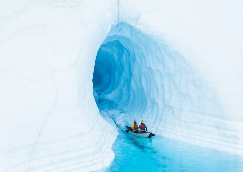 Avanturisti posjećuju ledenjake dok ih još ima