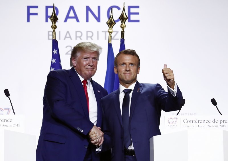 Macron i Trump postigli dogovor o digitalnom porezu