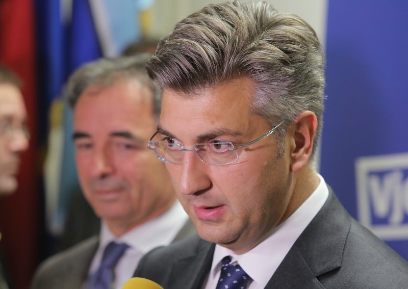 Plenković razgovarao s Pupovcem, osvrnuo se i na seksizam