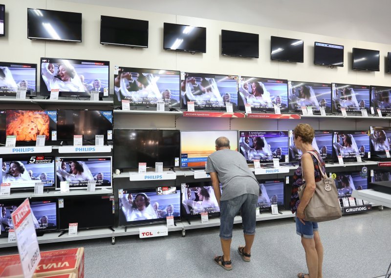 Isplati li se sada kupovati televizor ili je bolje pričekati? Analizirali smo što se trenutno nudi, a što tek dolazi