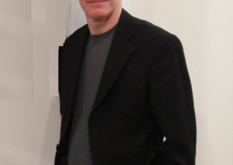 Anthony Peake - prijava