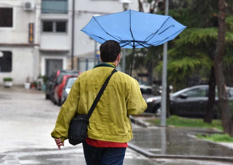 Na krilima bure najavit će nam se jesen, pripremite jakne i kišobrane