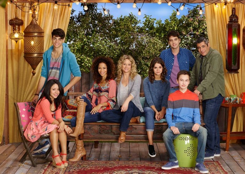 Obitelj Foster – Na Pickbox NOW stiže zanimljiva tinejdžerska dramska serija