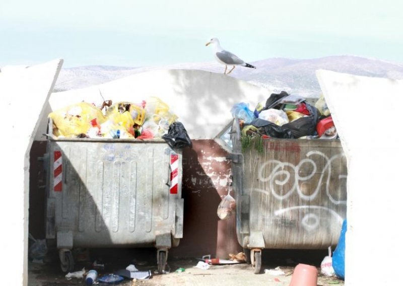 Makarska će otpremati smeće u 550 km udaljeni Varaždin?