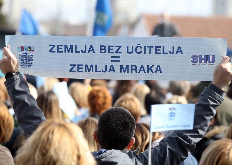 Učitelji i nastavnici dolaze na Markov trg u četvrtak u podne