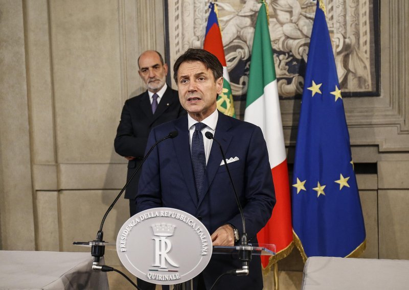 Talijanski premijer Conte sastavio novu vladu, već u četvrtak prisega novih ministara