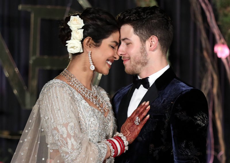 Laskava titula jednom od najljepših bračnih parova današnjice: Priyanka i Jonas najbolje odjevene osobe na svijetu