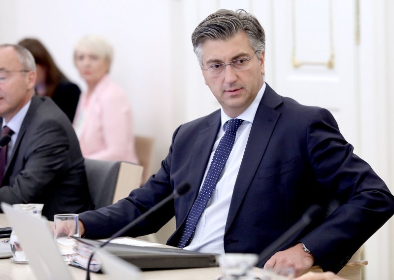 Plenković s koalicijskim partnerima: Od Pupovca zatraženo da se ogradi od usporedbe Hrvatske i NDH