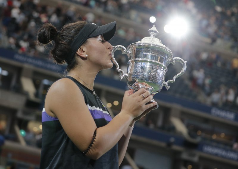Bianca Andreescu osvojila US Open protiv 18 godina starije Serene Williams i zaradila silne milijune
