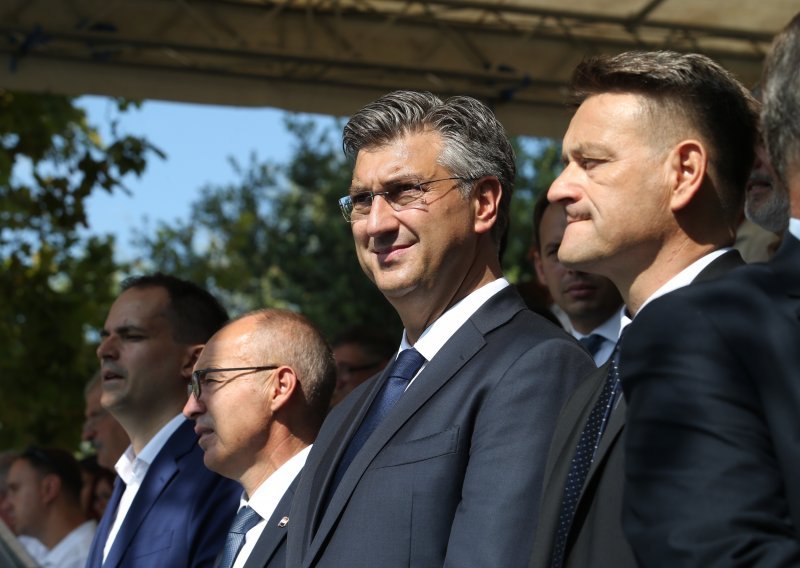 Plenković o Škorinoj ideji zabrane SDSS-a: To je takvo lupetanje!