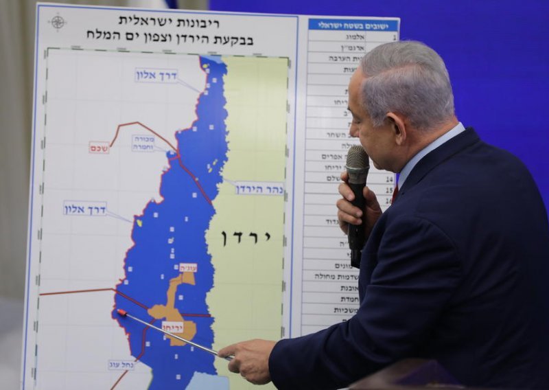 Nakon najave aneksije doline Jordana, Netanyahu maknut s govornice zbog raketnog napada iz Gaze