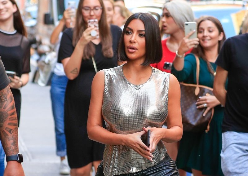 Kim Kardashian zabljesnula punim sjajem unatoč kaosu oko najnovijeg poslovnog poduhvata