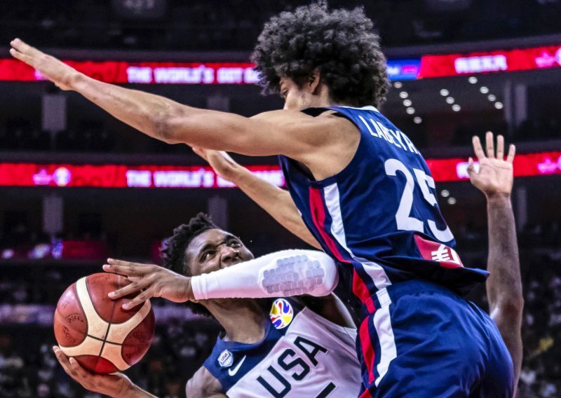 Nova senzacija na košarkaškom SP-u: Francuzi dobili američke NBA zvijezde i ostavili ih bez medalje