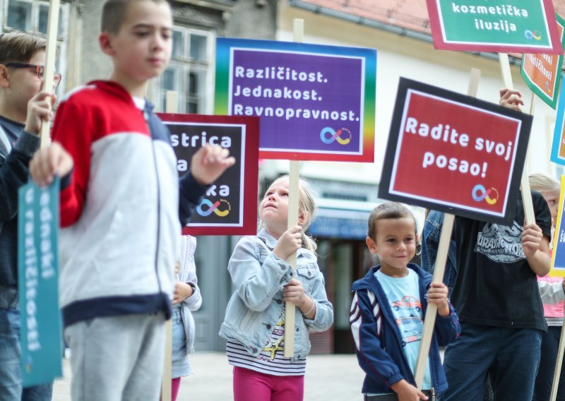 'Trebamo štititi djecu. Pomoćnici u nastavi djeci znače sve'