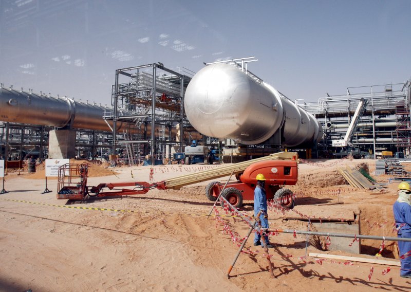 Saudi Aramco Trading kupuje naftne proizvode kako bi ispunio obveze