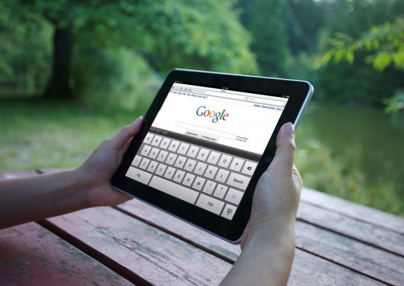 Nova značajka stiže na Google: Uskoro ćemo moći pretraživati i snimke zaslona