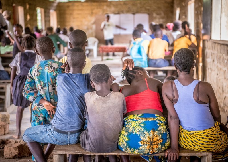 Najmanje 23 djece poginulo u požaru u internatu u Liberiji