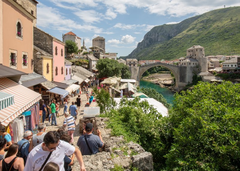 Što je novo u krizi u BiH? Nepovratno tone u spiralu blokada koje mogu godinama trajati