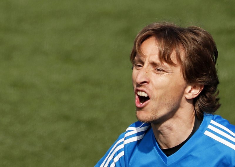 Luka Modrić prešao s riječi na djela, ali trener Zidane još ne otkriva kada će ga poslati na teren