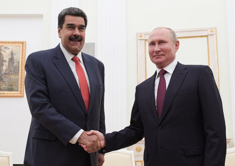 Putin ugostio Madura dok jača američki pritisak na predsjednika Venezuele