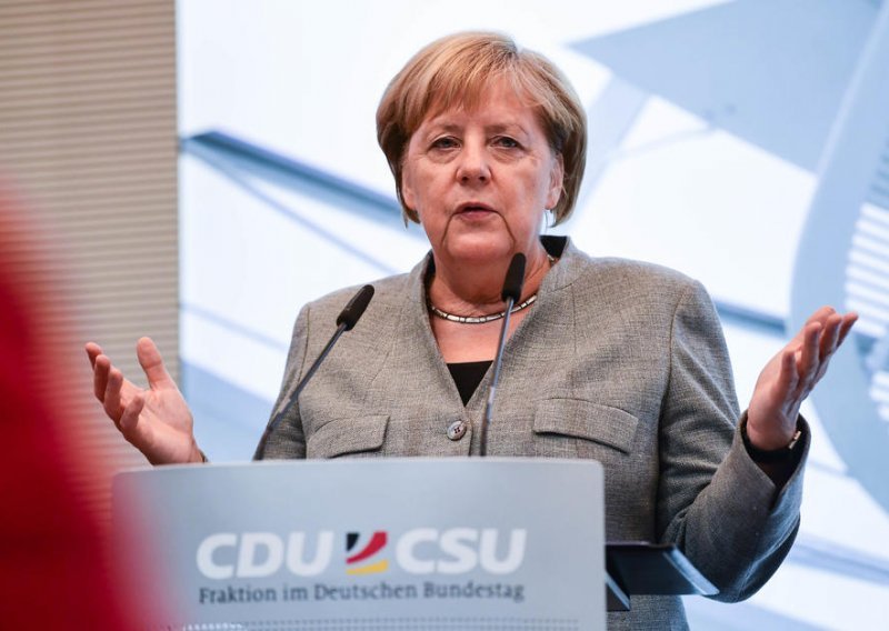 Njemački industrijalci traže od Merkel da odustane od politike uravnoteženog proračuna