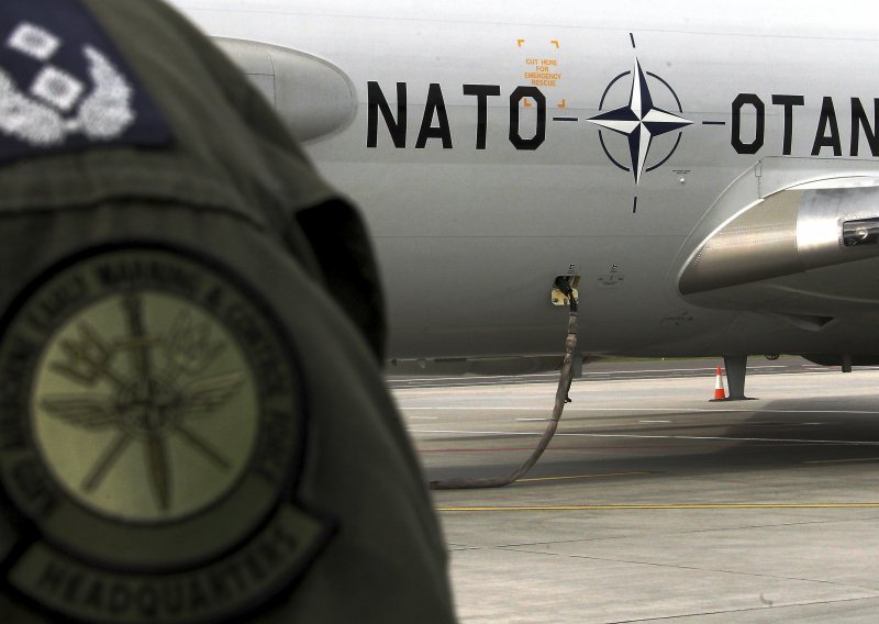 U Crnu Goru stižu NATO-ovi specijalci za borbu protiv hibridnog rata