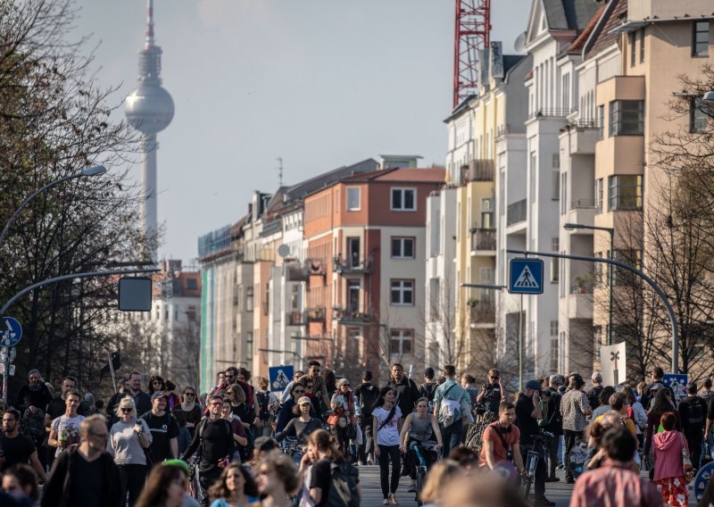 Berlin u velikom projektu povratnog otkupa, od investitora otkupio 6.000 stanova