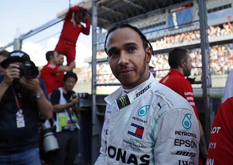 Lewis Hamilton trijumfirao u Sočiju i prekinuo niz Ferrarija