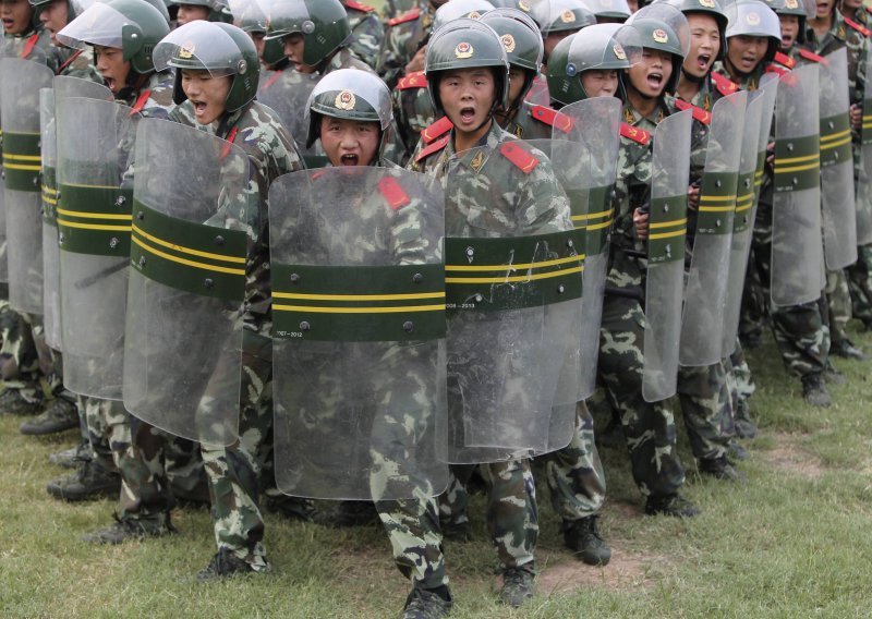 Kina se naoružava 'bez predaha'