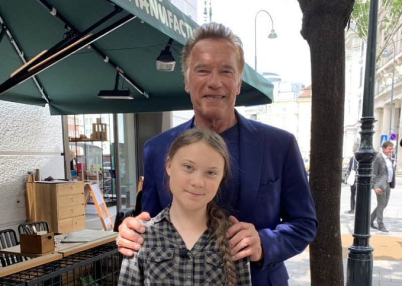 Arnold Schwarzenegger 'posudio' je Greti Thunberg Teslu