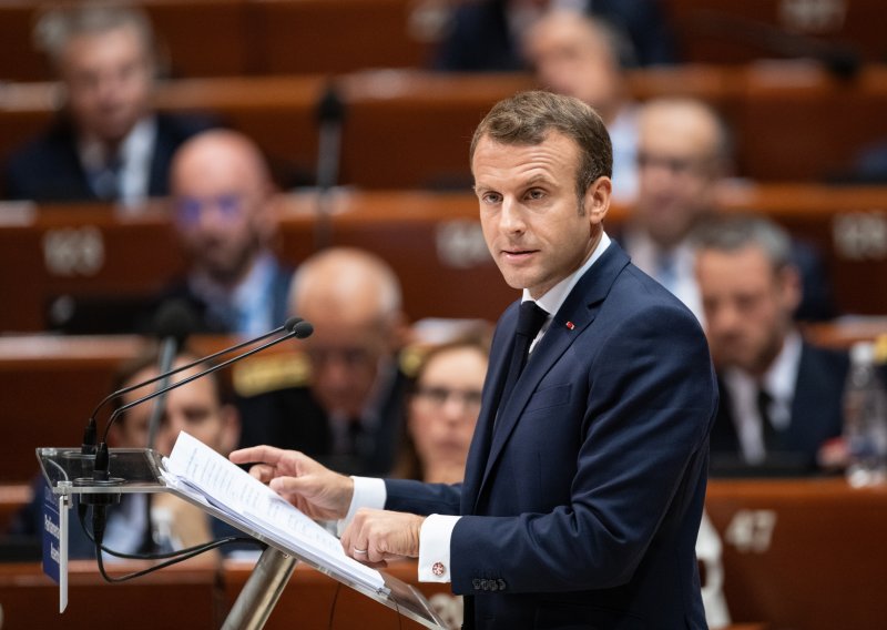 Macron poziva na mjere protiv zaobilaženja prava na azil